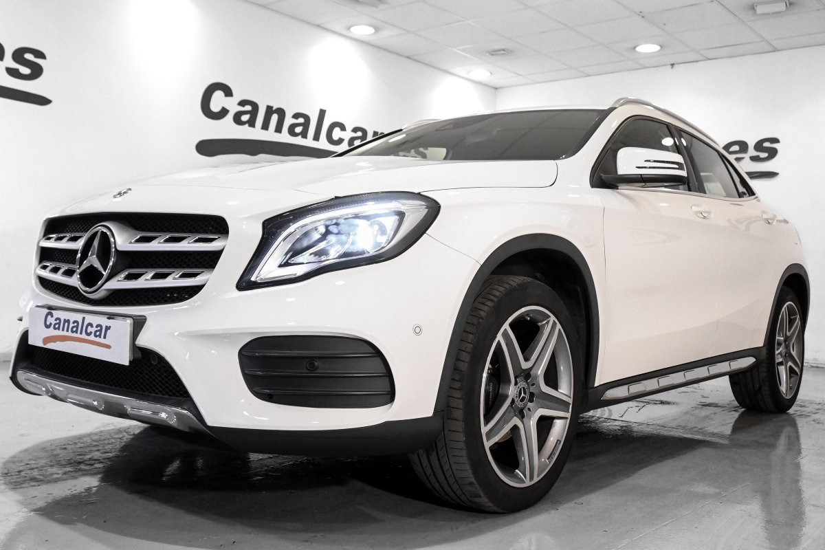 Foto Mercedes-Benz Clase GLA 11