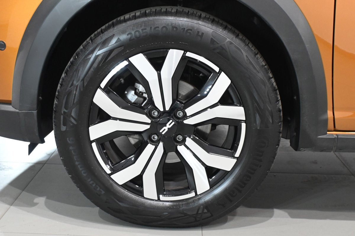 Foto Dacia Sandero 28