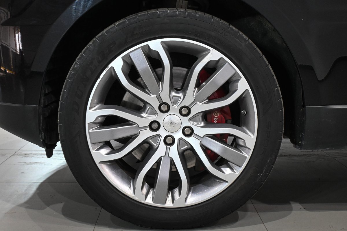 Foto Land-Rover Range Rover Sport 35