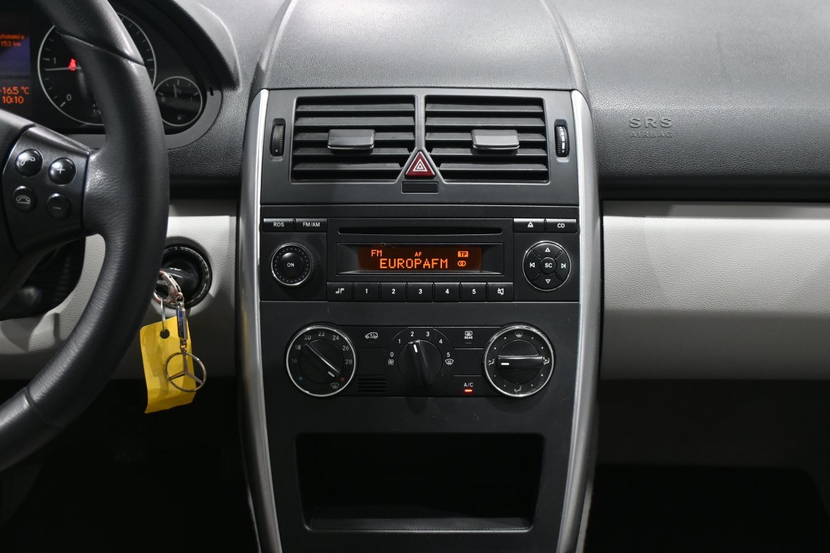 Foto Mercedes-Benz Clase A 13