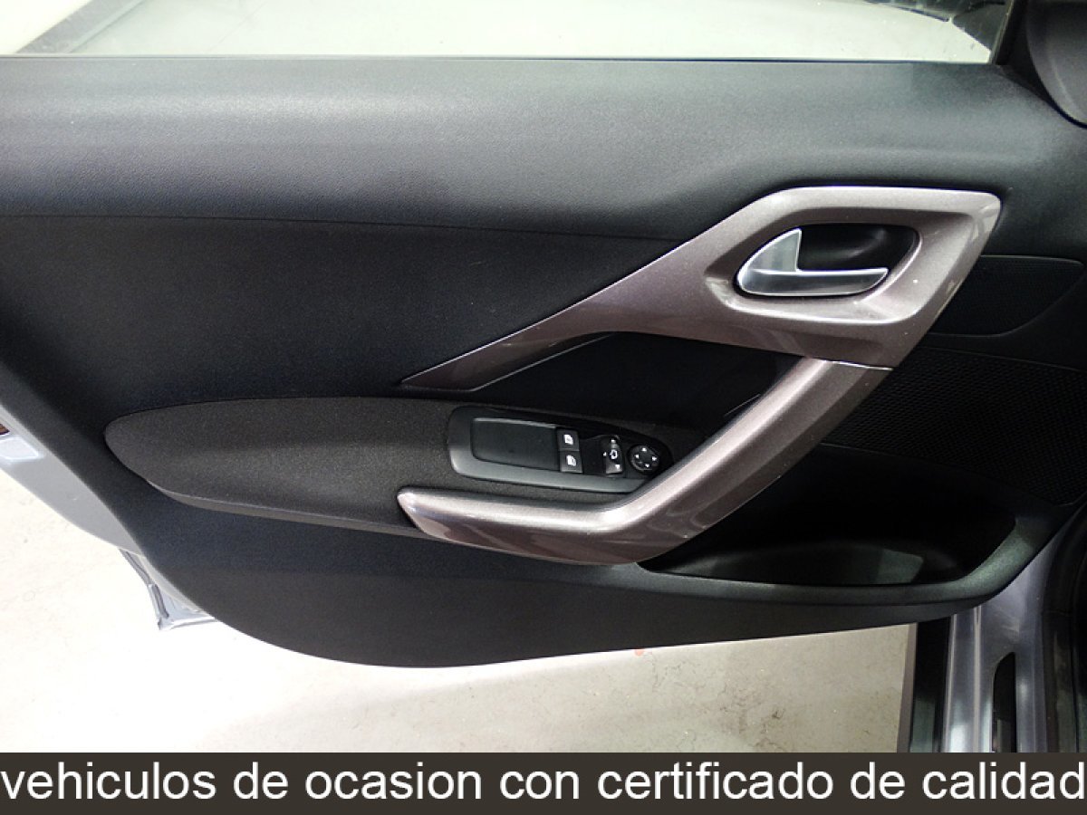 Foto Peugeot 2008 22